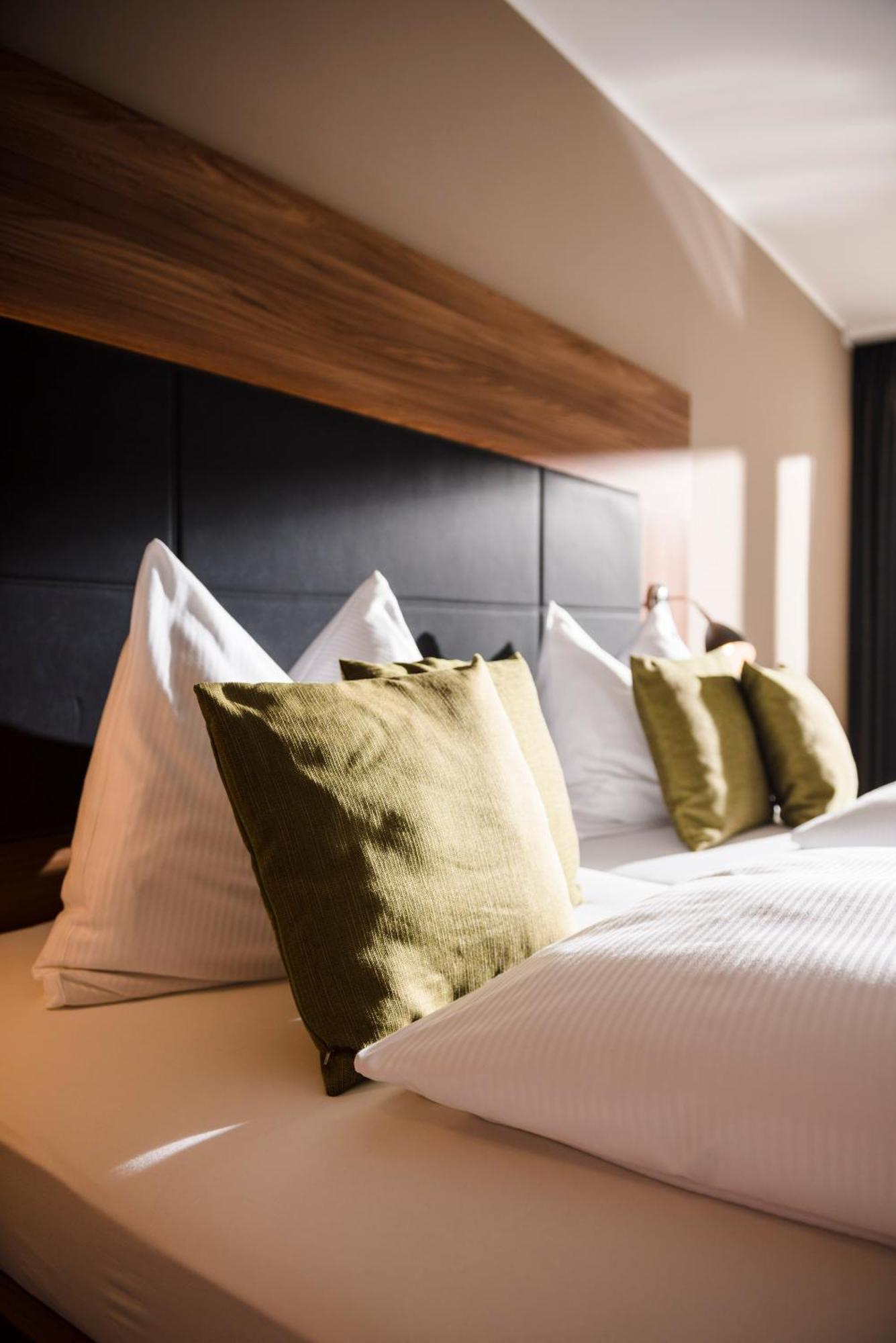 Sporthotel Grafenwald Daun Exteriör bild